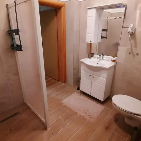 7 Kucica Apartment Livno